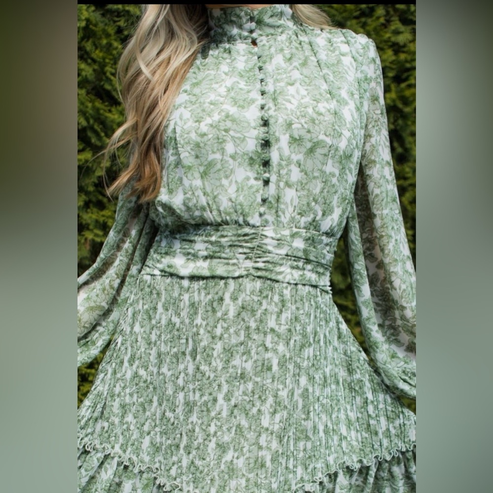 Ivy City Co Brynley Dress Size 3X Plus Size Green Floral Dress